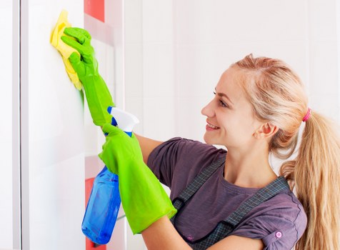 Professional sofa cleaning service for SW15 homes and flats