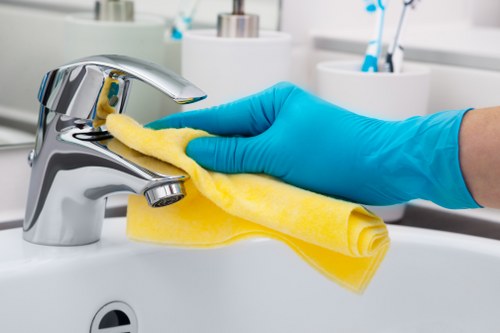 Local carpet cleaners in SW15 improving home and office interiors